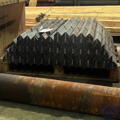 Уголок стальной равнополочный 125х125х12 мм С235 ГОСТ 8509-93 купить в Шымкенте