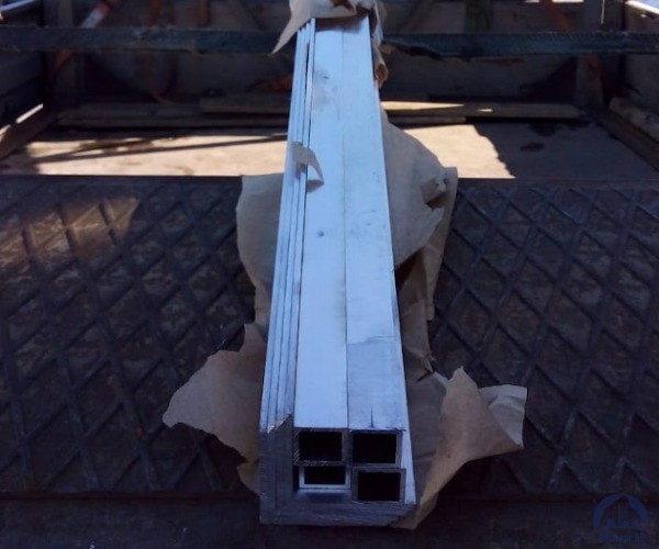 Труба алюминиевая квадратная