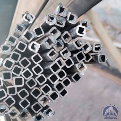 Труба нержавеющая квадратная 10х10х1 мм зеркальная AISI 304 DIN 2395 купить в Шымкенте