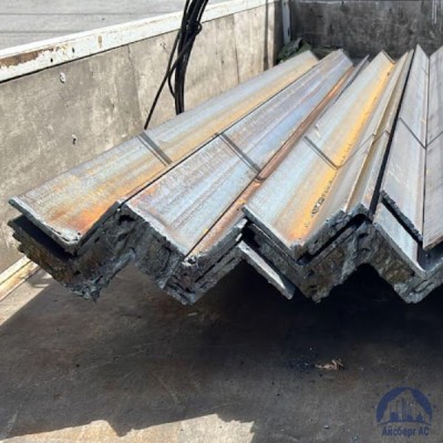 Уголок гнутый равнополочный 100х100х5 мм ст. 3сп / 3пс ГОСТ 19771-93 купить в Шымкенте