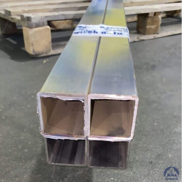 Труба нержавеющая профильная 40х40х3,0 мм матовая 08Х18Н10