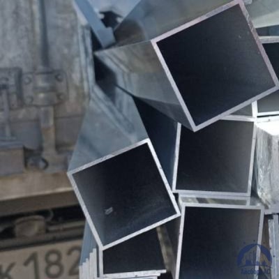 Труба нержавеющая профильная 40х40х1,5 мм зеркальная 08Х18Н10 купить в Шымкенте